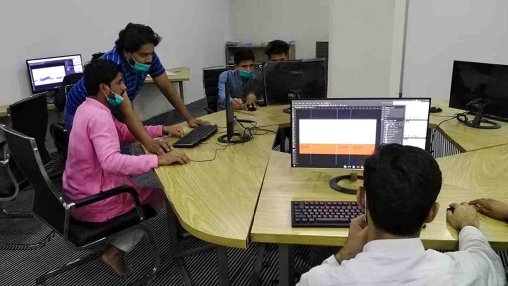Computer lab - A smart computer lab for kids