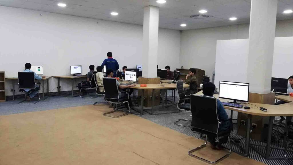 Computer Lab - A smart computer lab for kids
